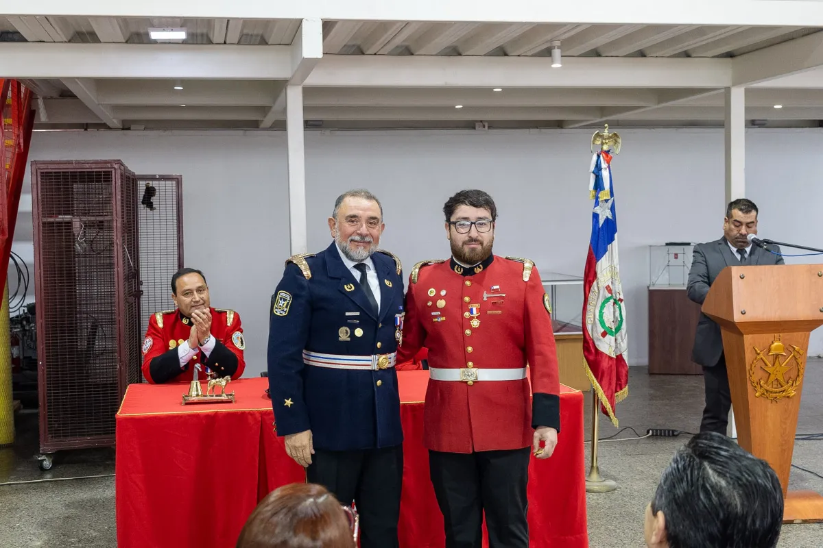 Foto 5 de Cuarta Compañía conmemora su 69° Aniversario en Sesión Solemne