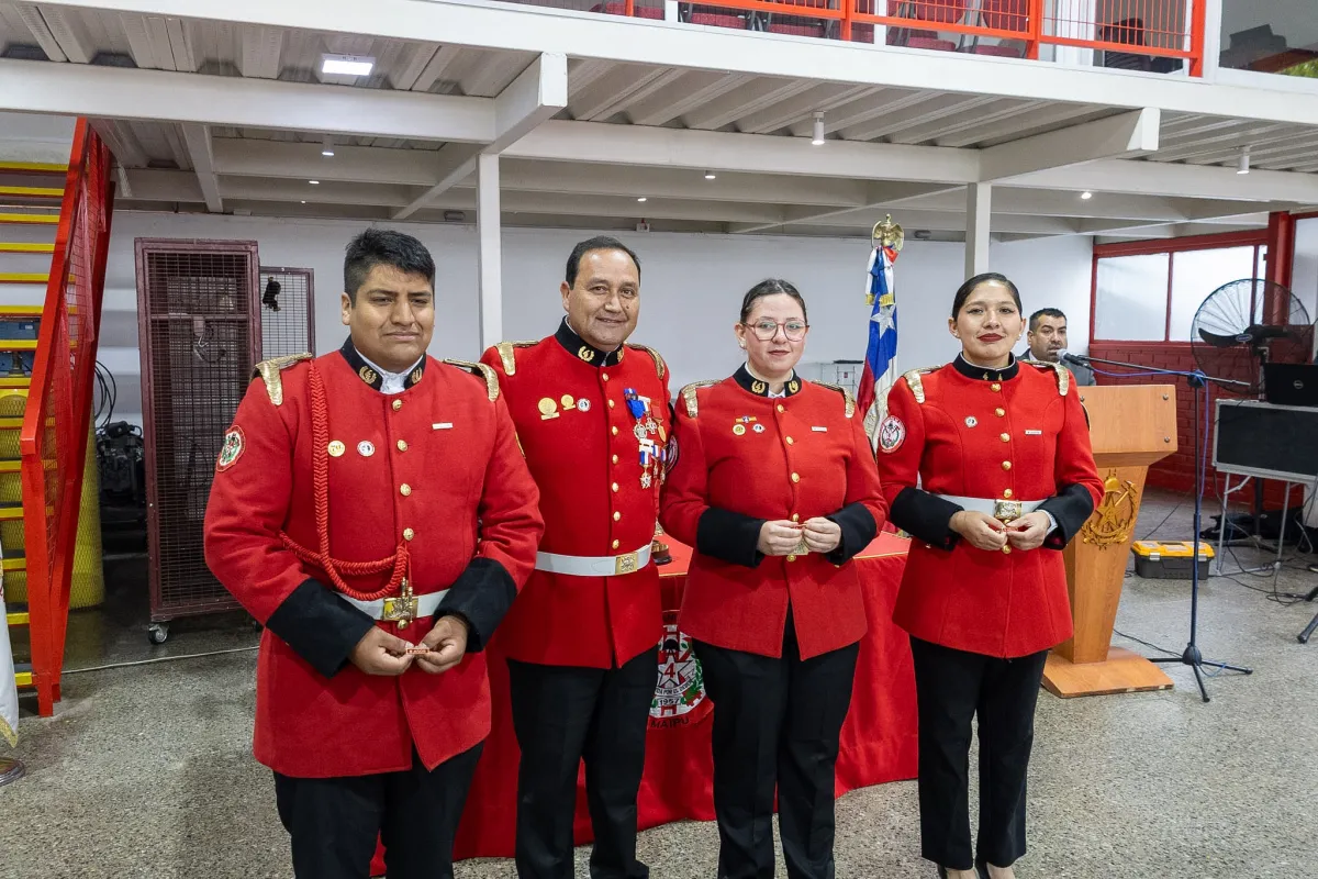 Foto 6 de Cuarta Compañía conmemora su 69° Aniversario en Sesión Solemne